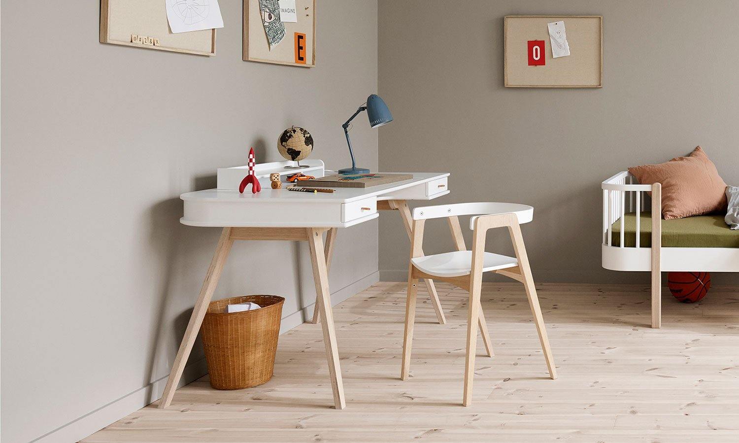 Borde & Stole - Oliver Furniture