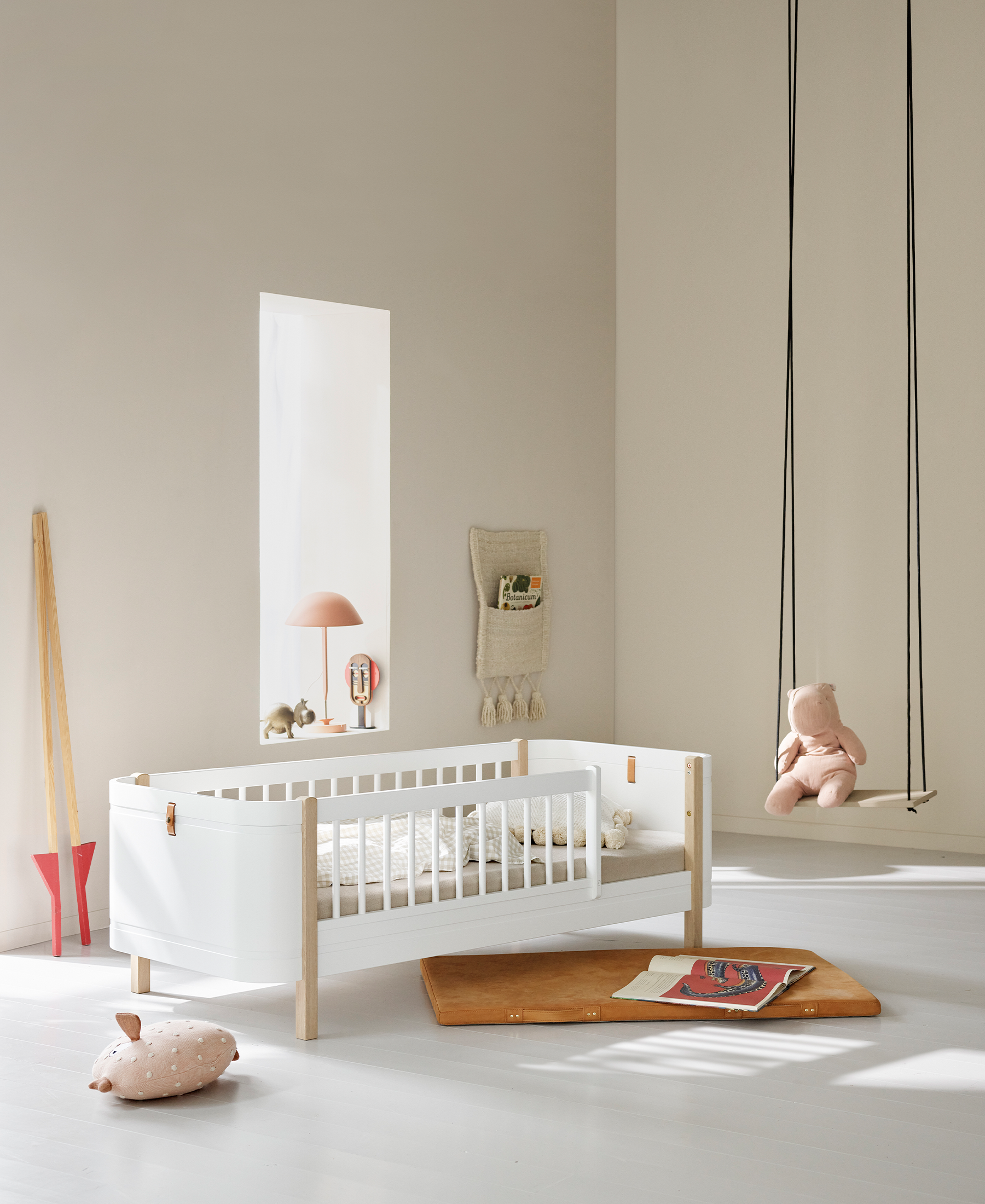 Lit superposé mi-haut Mini+ en 2 lits juniors, blanc/chêne