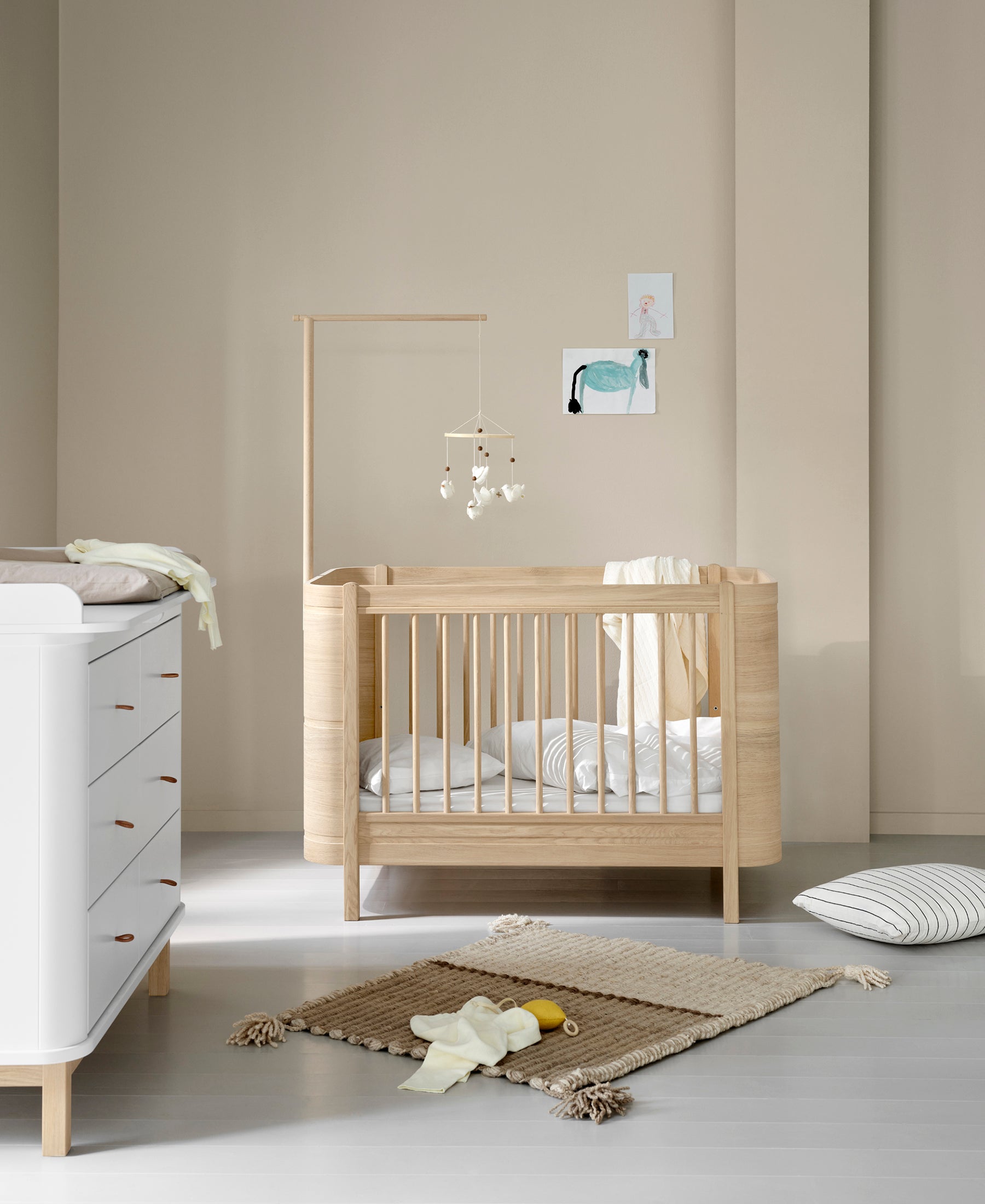Lit bébé évolutif Wood Mini+, chêne
