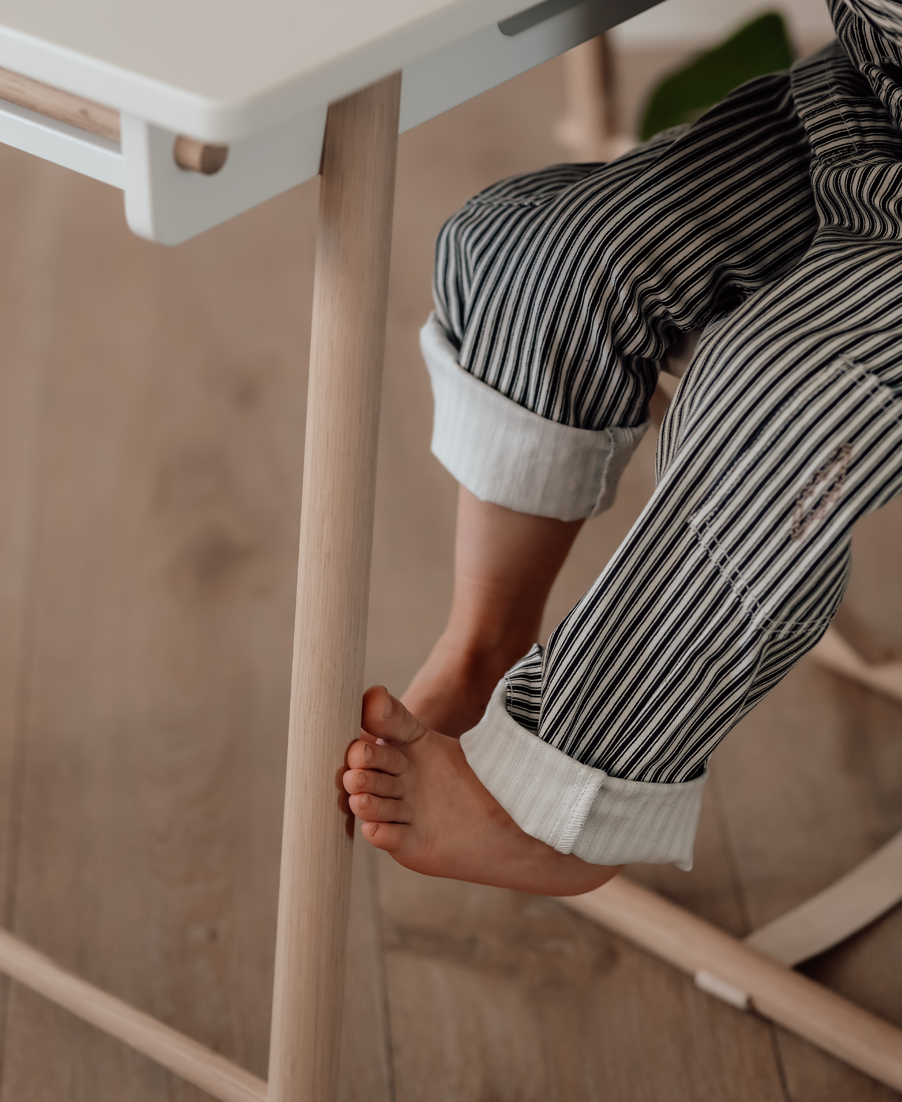 Bureau junior Camp, ajustable en hauteur, blanc/chêne