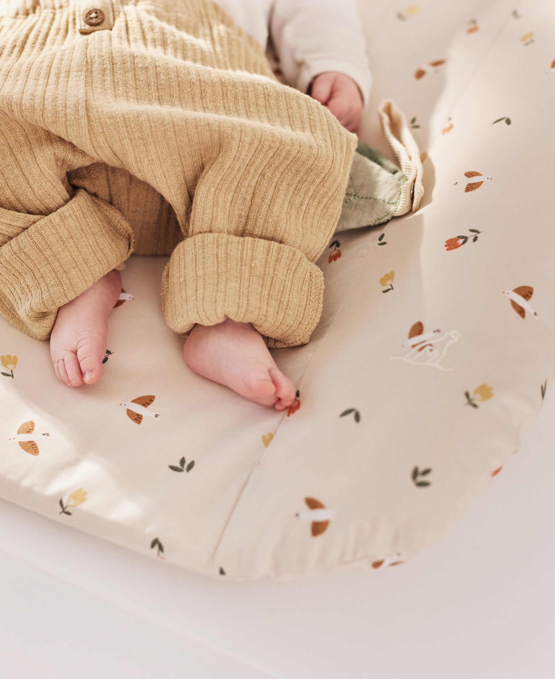Housse Doves pour matelas à langer, Songbirds