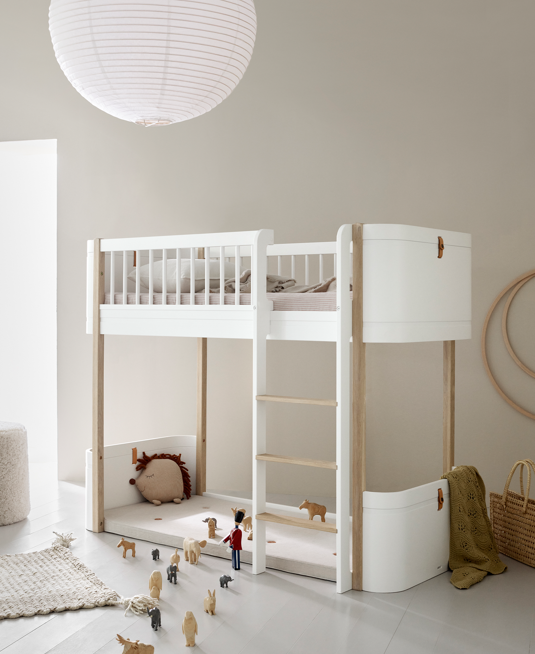 Lit mezzanine mi-haut Wood Mini+, blanc/chêne