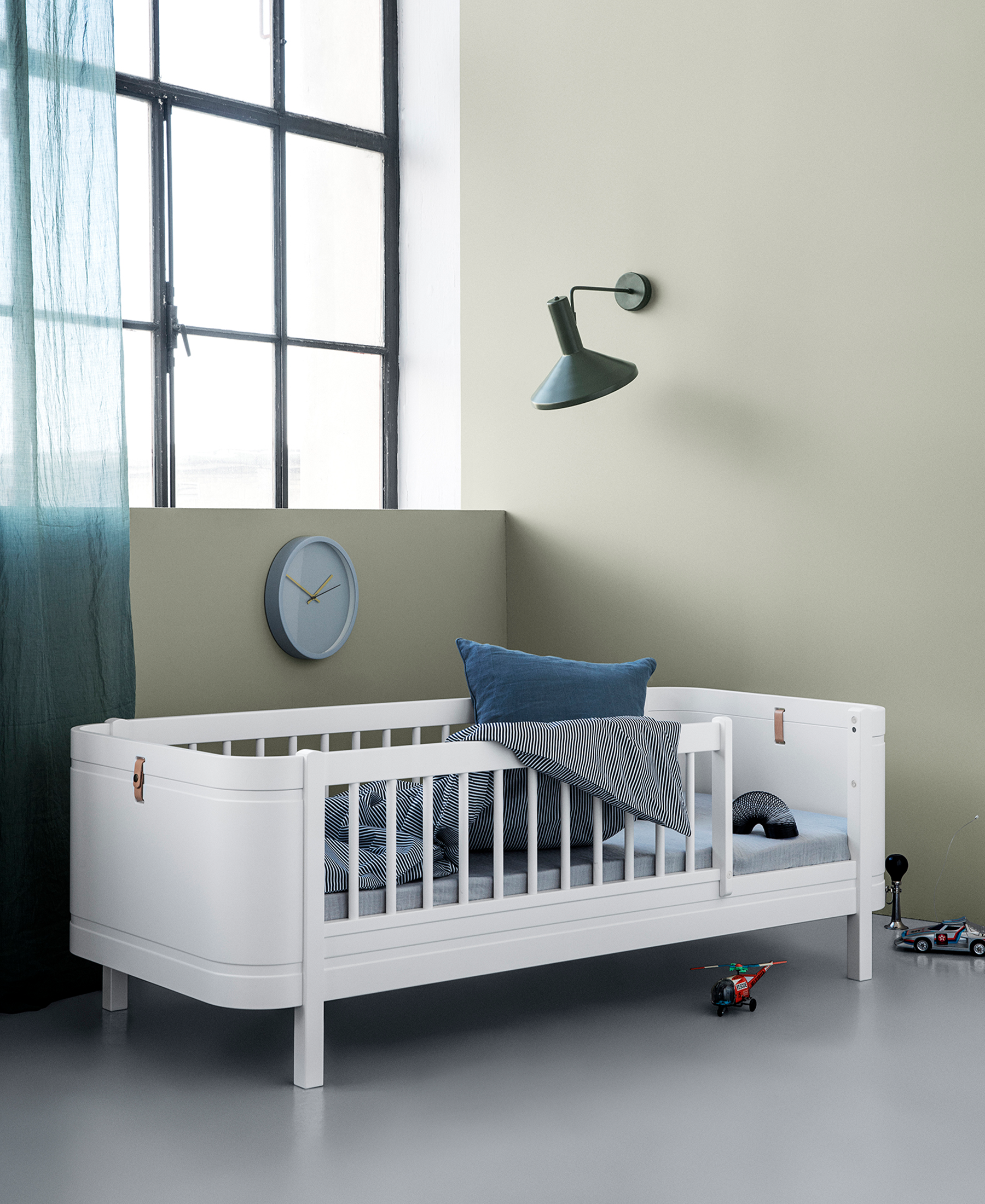 Lit bébé évolutif Wood Mini+ avec kit junior inclus, blanc